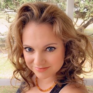 Meet your Posher, Christa